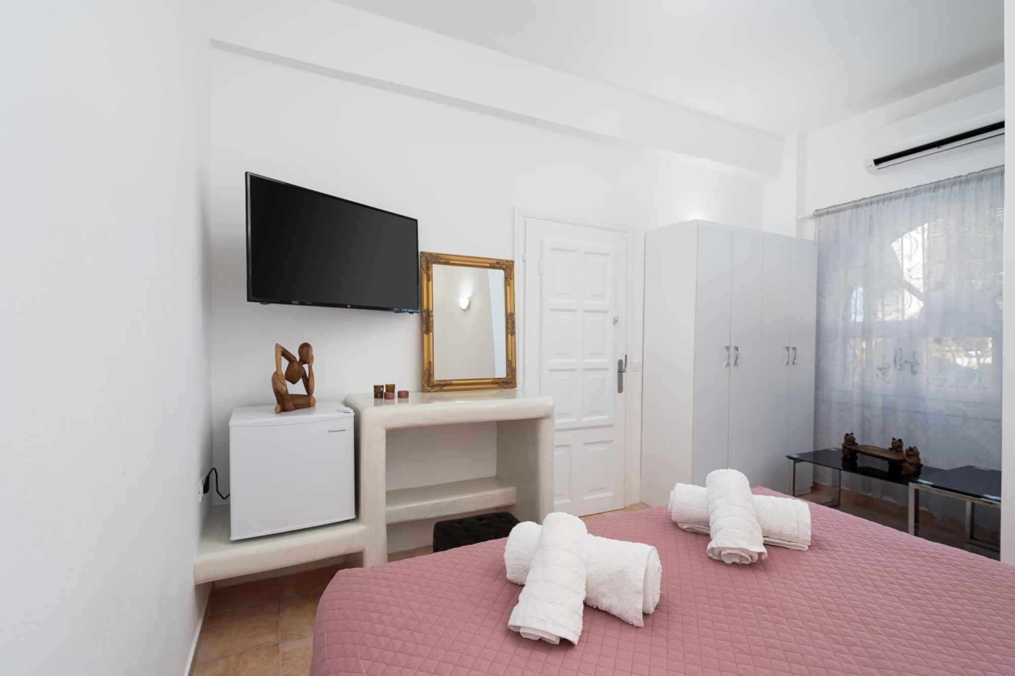 Villa Kocis Монолитос Екстериор снимка